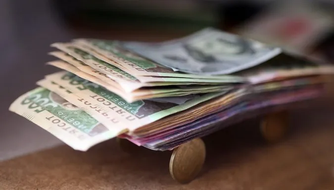 За яку роботу на Волині готові платити від 25 000 до 30 000 грн (відео)