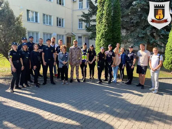 У Луцьку зафарбовували адреси сайтів та телеграм-каналів з рекламою наркотиків (фото)