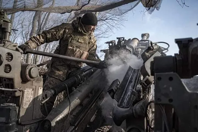 Близько 183 130 окупантів, 3661 танк, 2810 артсистем: втрати ворога на 18 квітня