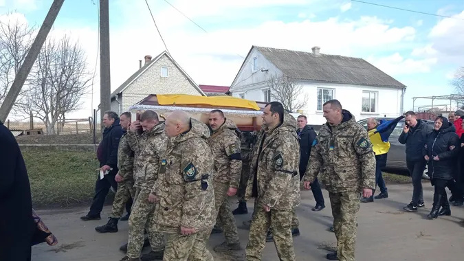 На Волині попрощалися із Героєм Олегом Пастуховим (фото, відео)