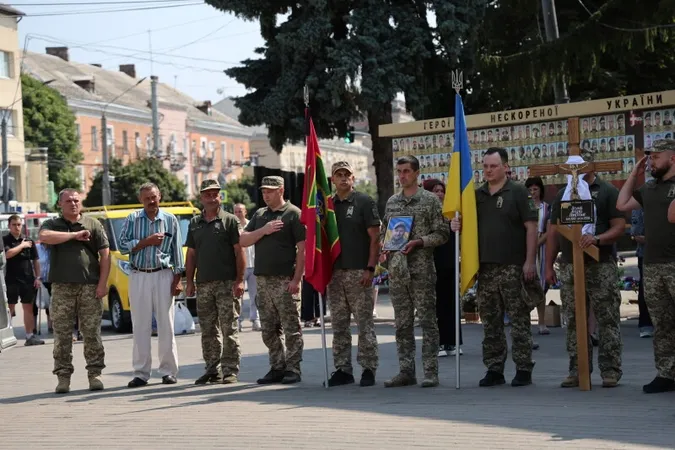 Навіки додому: у Луцьку попрощалися з воїном Андрієм Малим, який загинув на Харківщині