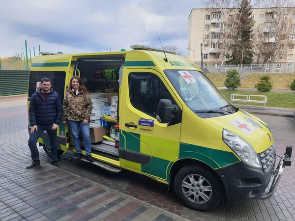 І військовим, і цивільним: «СВІДОМІ» розповіли, куди відправили гуманітарну допомогу (фото, відео)