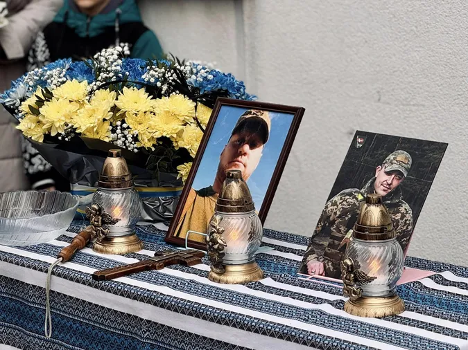 У Нововолинській громаді відкрили меморіальні дошки на честь двох захисників (фото)