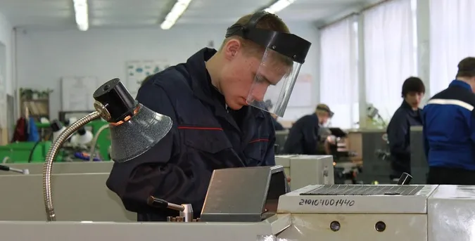 ПТУ більше не буде: в Україні хочуть оновити систему професійної освіти