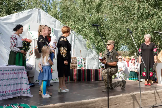 «Він там взагалі не мав бути»: на Волині посмертно нагородили воїна (фото)