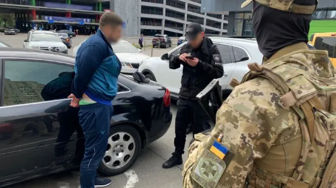 Киянин організував схему перевправки призовників до Молдови за $9000 (відео)