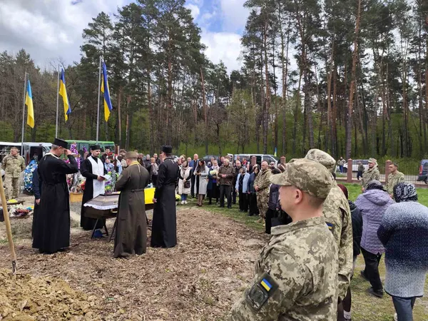 На Волині в останню путь провели Героя Олександра Каленюка (фото)
