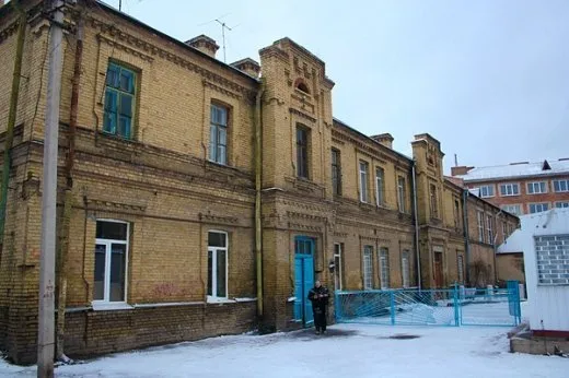 Вежа 180 метрів і жодного сигналу: майже 100 років тому в Луцьку було радіо, яке не заговорило (фото)