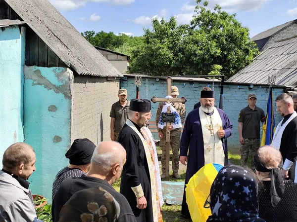 На Волині провели в останню дорогу полеглого воїна Вадима Ніколайчука (фото)