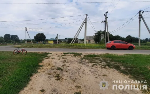 Під Луцьком «фіат» збив 10-річну дитину на велосипеді (фото)