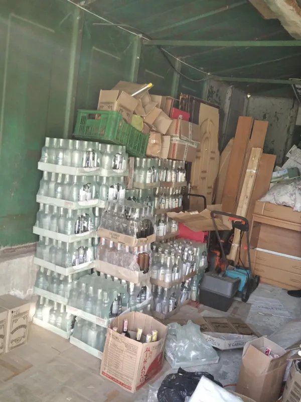«Хлібний Дар», «Хортиця», «Олександрія»: на Волині вилучили 3000 літрів контрафакту (фото)