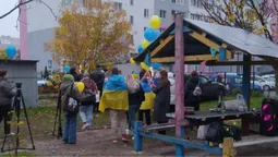 Лучани привітали з поверненням додому звільненого з полону Дмитра Селютіна (фото)