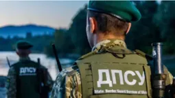 Намагалися втекти з України: на Волині біля кордону затримали двох чоловіків (фото)