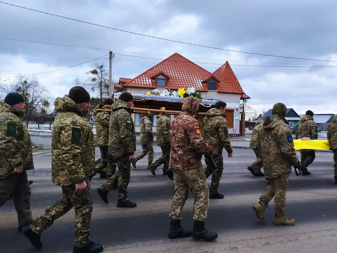 На Волині попрощались із захисником Сергієм Гінчуком (фото)
