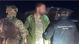 Волинські поліцейські затримали двох торговців трофейною зброєю (фото, відео)