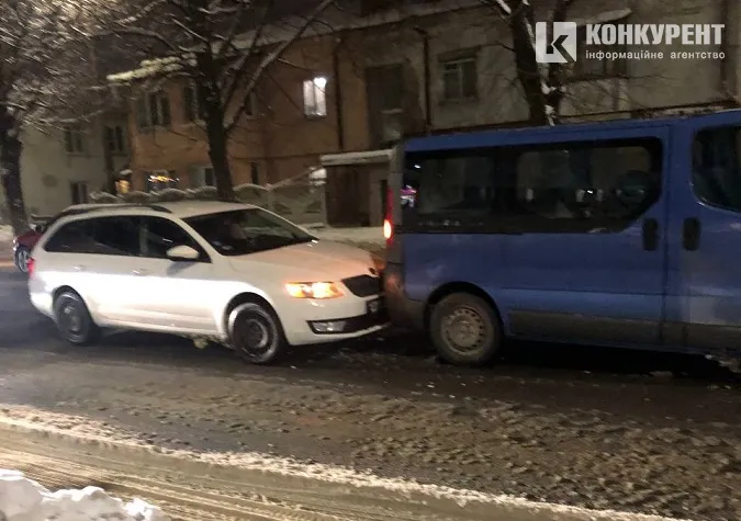 Рух ускладнений: у Луцьку на Львівській – ДТП (фото)
