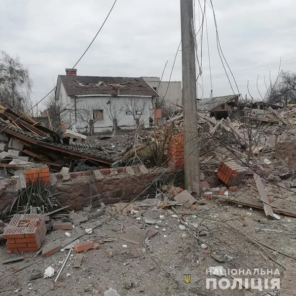 Житомирщина пережила авіаудар, є потерпілі (фото)
