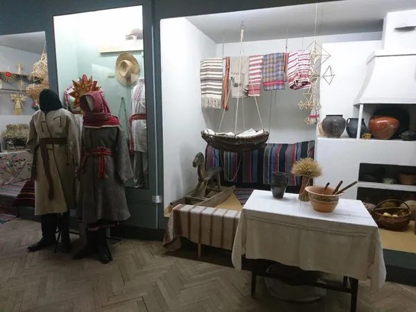 Як Коляду на Волині святкували: на 12 страв не розраховували і Мороза кликали