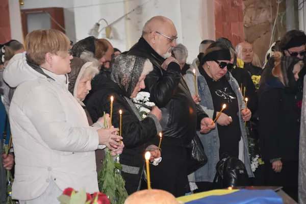 У Луцьку попрощалися з Героями Валентином Кравцем та Максимом Діковим (фото)