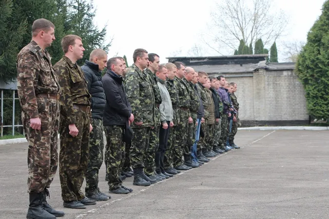 У Луцьку голову ОСББ оштрафували за відмову розносити повістки призовникам