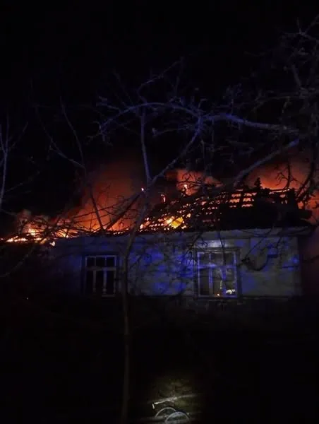 На Ковельщині під час пожежі у будинку травмувався літній чоловік (фото)