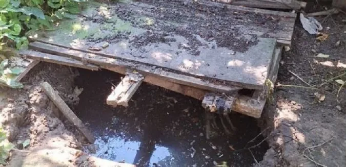 У Луцьку муніципали покарали жінку, яка підливала нечистоти сусідам (фото)