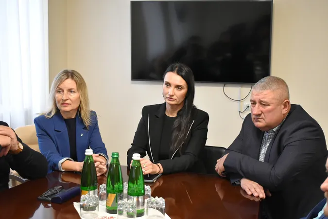 Новий очільник Волинської ОДА зібрав керівництво облради та голів фракцій: про що говорили