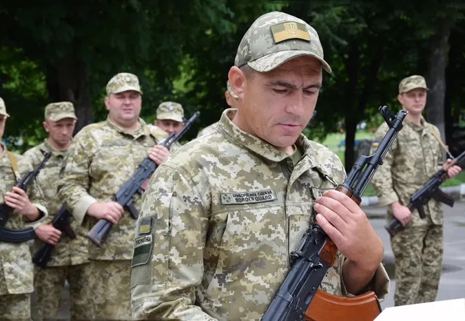 У Луцьку новобранці-прикордонники склали присягу (фото)