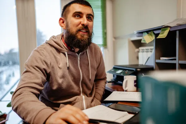До щему і мурах по шкірі: другий рік великої війни в історіях волонтерів луцького «Ангару»