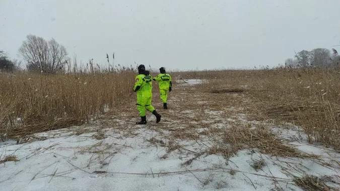 На Волині в річці Луга водолази шукають жінку: тіло не знайшли (фото)