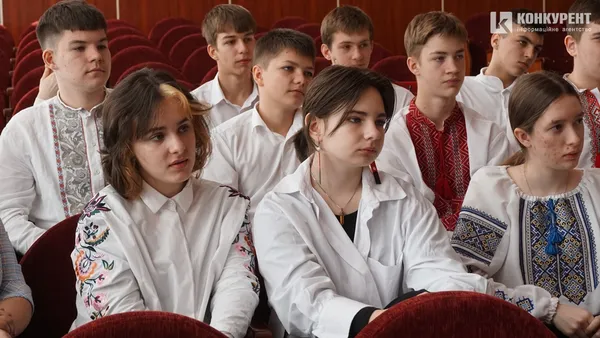 Вперше в Україні: луцьких школярів навчатимуть амбасадори омбудсмена (фото)