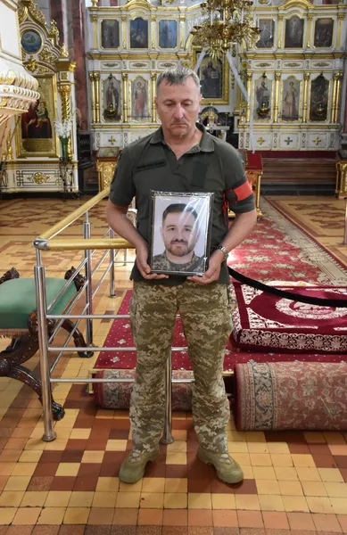 Луцьк попрощався з загиблим на Донеччині воїном Михайлом Сафатюком