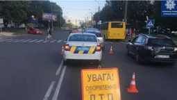 У Луцьку п’яний водій «фіата» врізався у «фольксваген», який пропускав пішоходів (фото)