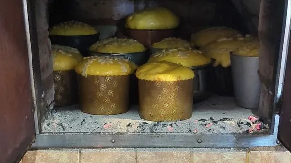 Випікання паски у печі