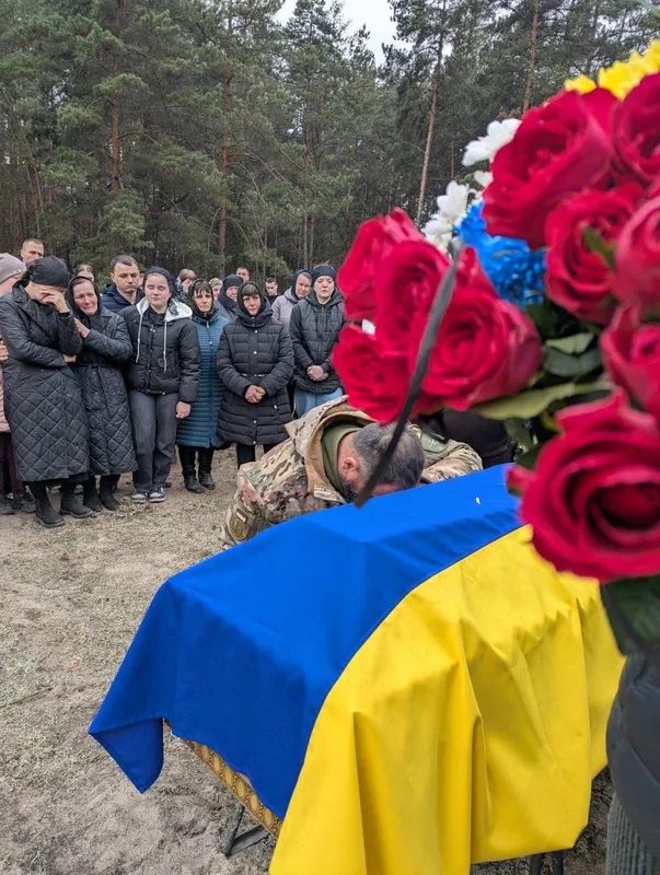 Вважався зниклим майже два роки: на Волині попрощалися з 23-річним Героєм Дмитром Шудрою (фото)
