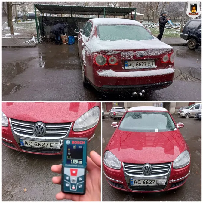 Буде штраф: у Луцьку водіїв закликають не ставити автомобілі біля смітників