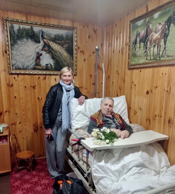 У Колодяжненській громаді привітали довгожительку з 91-м днем народження