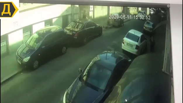 В Одесі підпалили автівку екскандидата в губернатори (відео)