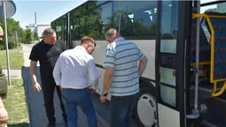 З Волині на фронт передали автобус для перевезення поранених бійців (фото)