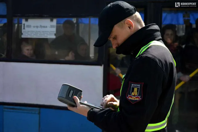 Муніципали за рік у Луцьку наштрафували «паркохамів» на 5 мільйонів гривень