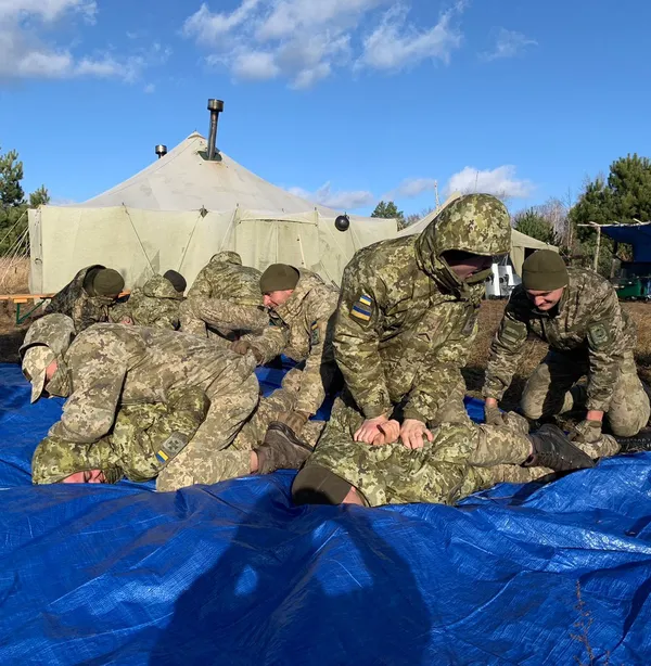 Небезпека з Білорусі: на Волині прикордонники готуються захищати рубіж (фото)