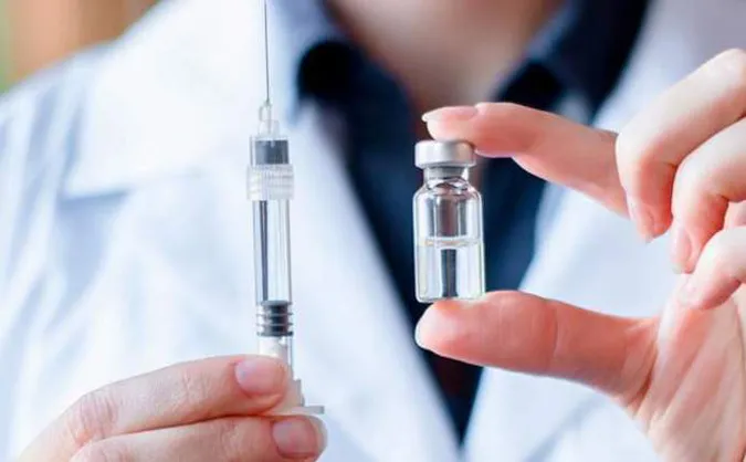 У Луцьку вакцинуються від кору військові, поліцейські, вчителі та діти