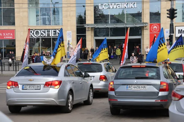 У Луцьку попрощалися з 30-річним захисником Владиславом Драганчуком (фото)