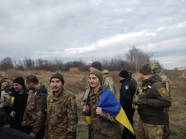 З російського полону звільнили ще 50 українських захисників (фото)