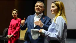 Що запитували в Андрія Покровського на відкритій зустрічі у Луцьку (фото)