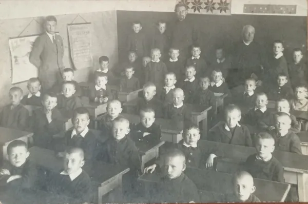 Учні 4-го класу чоловічої гімназії. Ковель, 1929 р.