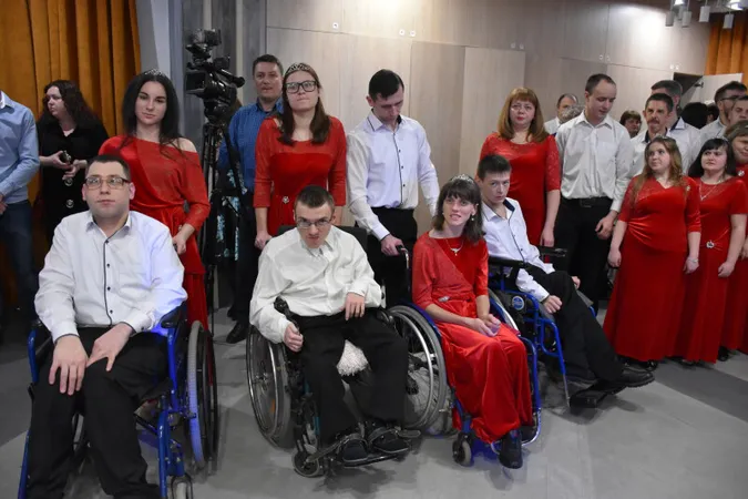 У Луцьку відбувся “Стрітенський бал” за участю людей з інвалідністю (фото)