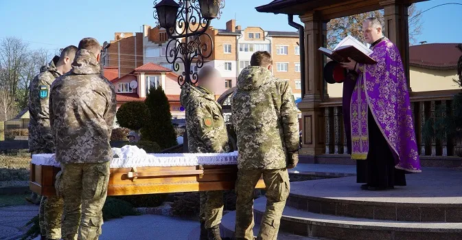 На Волині попрощалися із воїном Євгенієм Дягілєвим (фото)