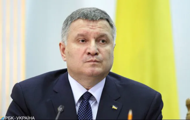 Карантин в Україні можуть продовжити майже до літа, – Аваков