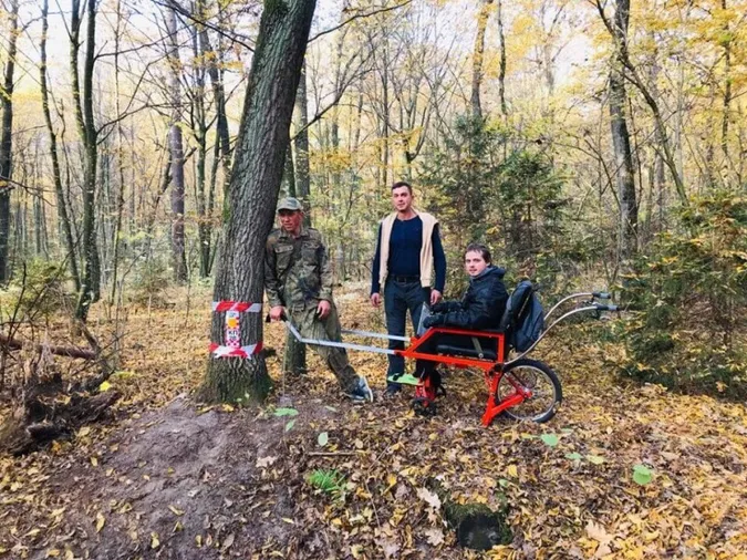 Мандрівний візок із Луцька кличе в подорожі людей із інвалідністю: як це працює
